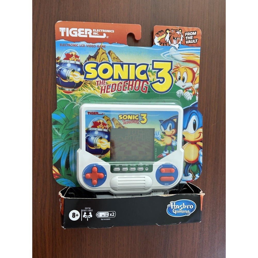 Hasbro Tiger Electronics Sonic the Hedgehog 3 Handheld LCD Game 2020 - NEW!